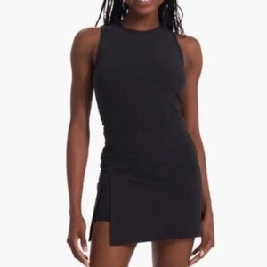 Vuori Topspin Dress NWT - black